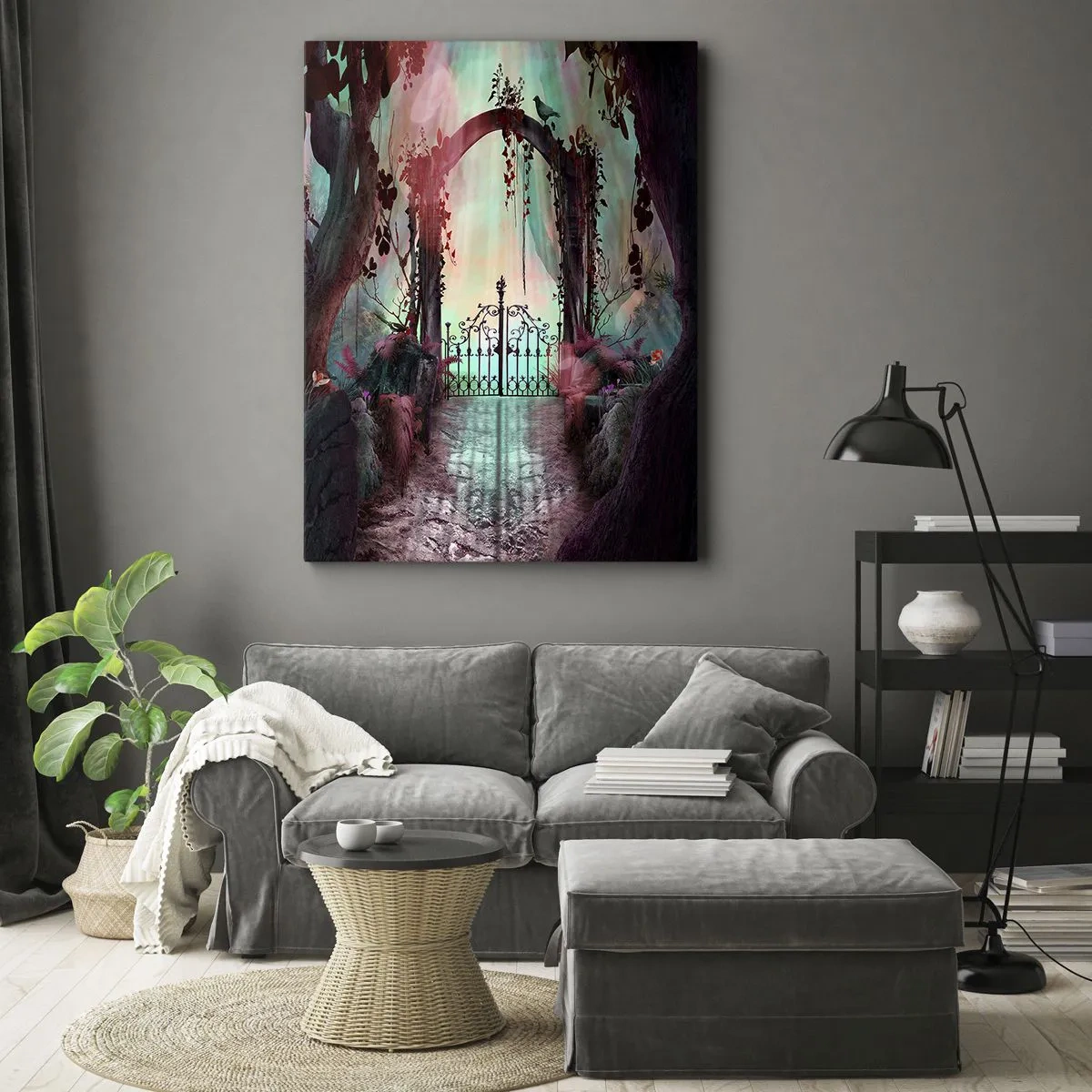Impression sur toile - Image sur toile - Une entrée magique avec un portail en fer forgé entouré d'une végétation mystérieuse - 70x100cm - Jardin secret - Décoration murale moderne pour le salon et la chambre ARTTOR