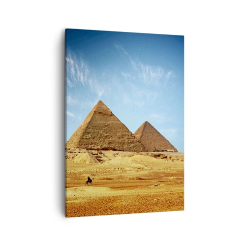 Impression sur toile - Image sur toile - Les pyramides de Gizeh contre un ciel bleu et un paysage désertique - 50x70cm - 40 siècles vous regardent - Décoration murale moderne pour le salon et la chambre ARTTOR