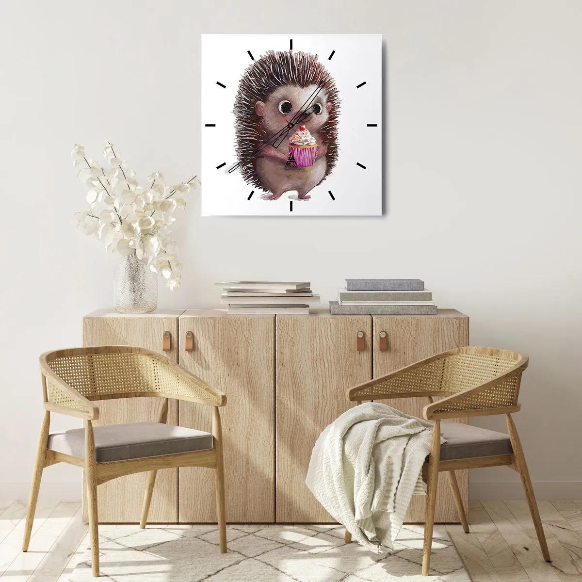 Horloge murale - Pendule murale - Un hérisson mignon avec un cupcake - 30x30cm - La fête c'est tous les jours - Décoration murale moderne pour le salon et la chambre ARTTOR