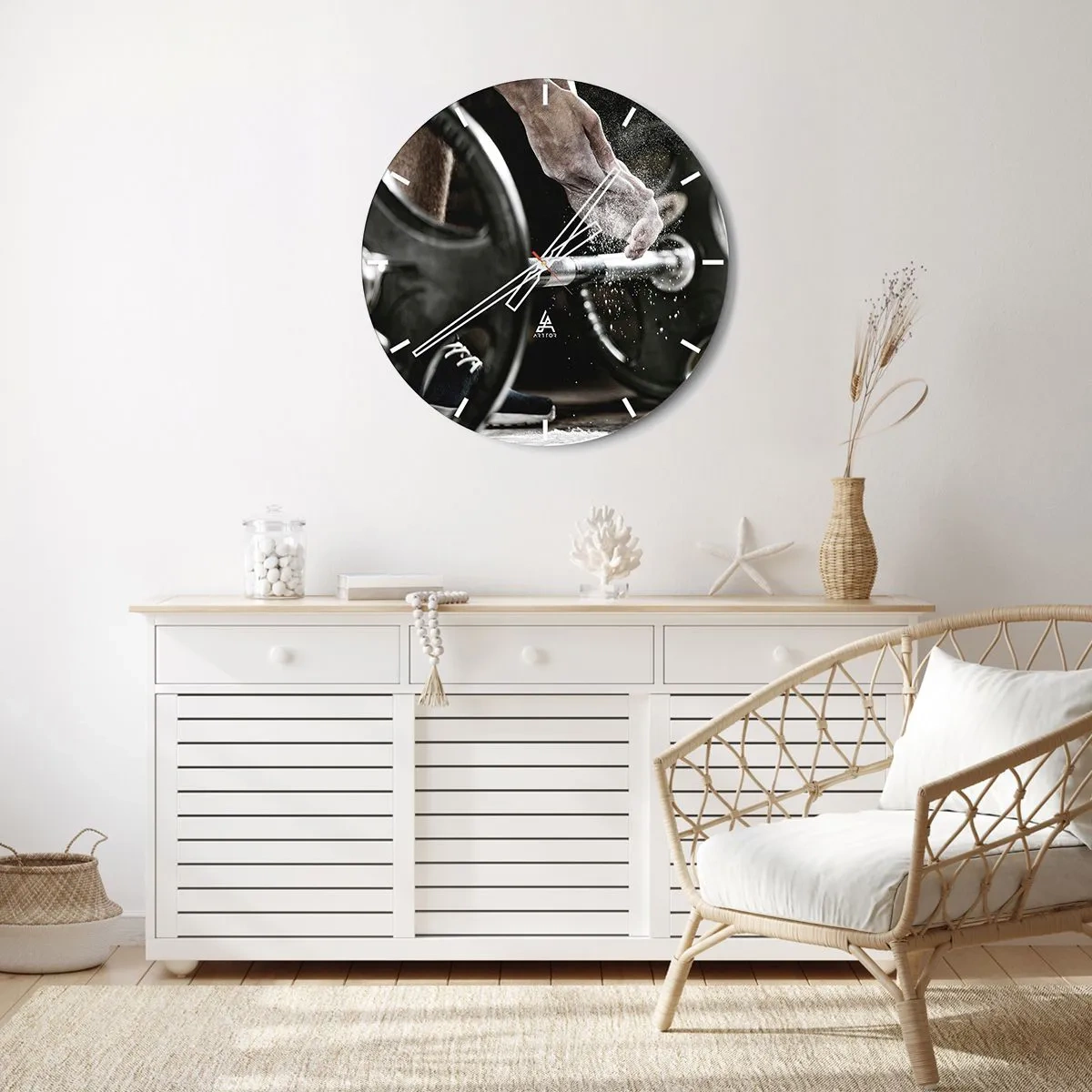 Horloge murale - Pendule murale - Haltère et main pendant l'entraînement - 30x30cm - Défi accepté! - Décoration murale moderne pour le salon, la cuisine et la chambre ARTTOR