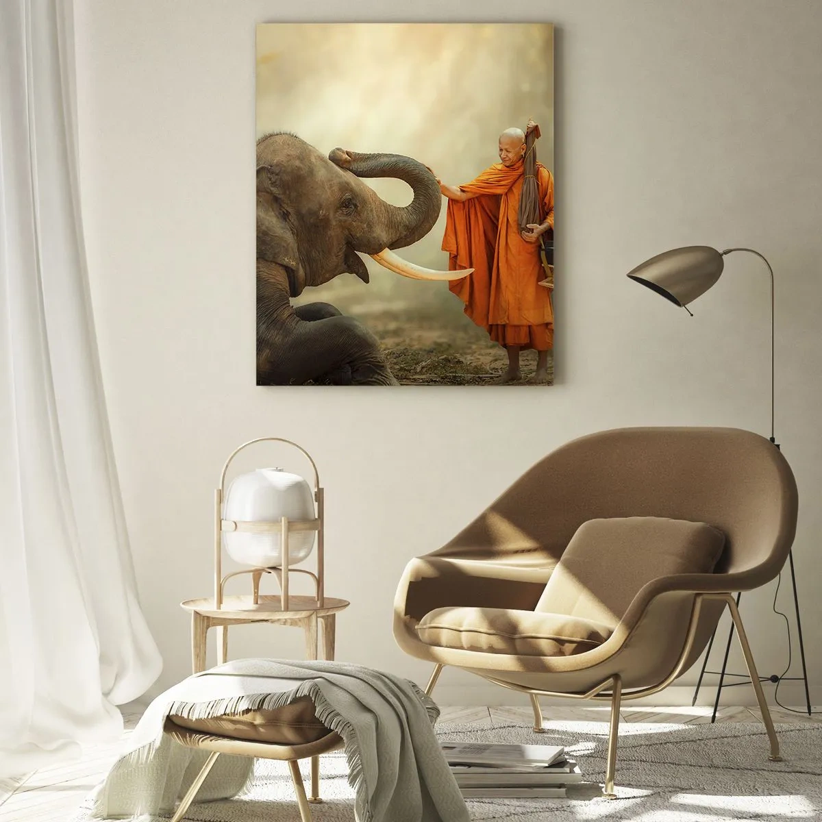 Impression sur verre - Image sur verre - Un moine en robe orange avec un éléphant dans un décor naturel - 50x70cm - Rencontre en voyageant - Décoration murale moderne pour le salon et la chambre ARTTOR
