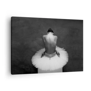 Impression sur toile - Image sur toile - Une danseuse de ballet dans une pose classique sur un fond sombre. - 70x50cm - C'est justement en train de fleurir - Décoration murale moderne pour le salon et la chambre ARTTOR