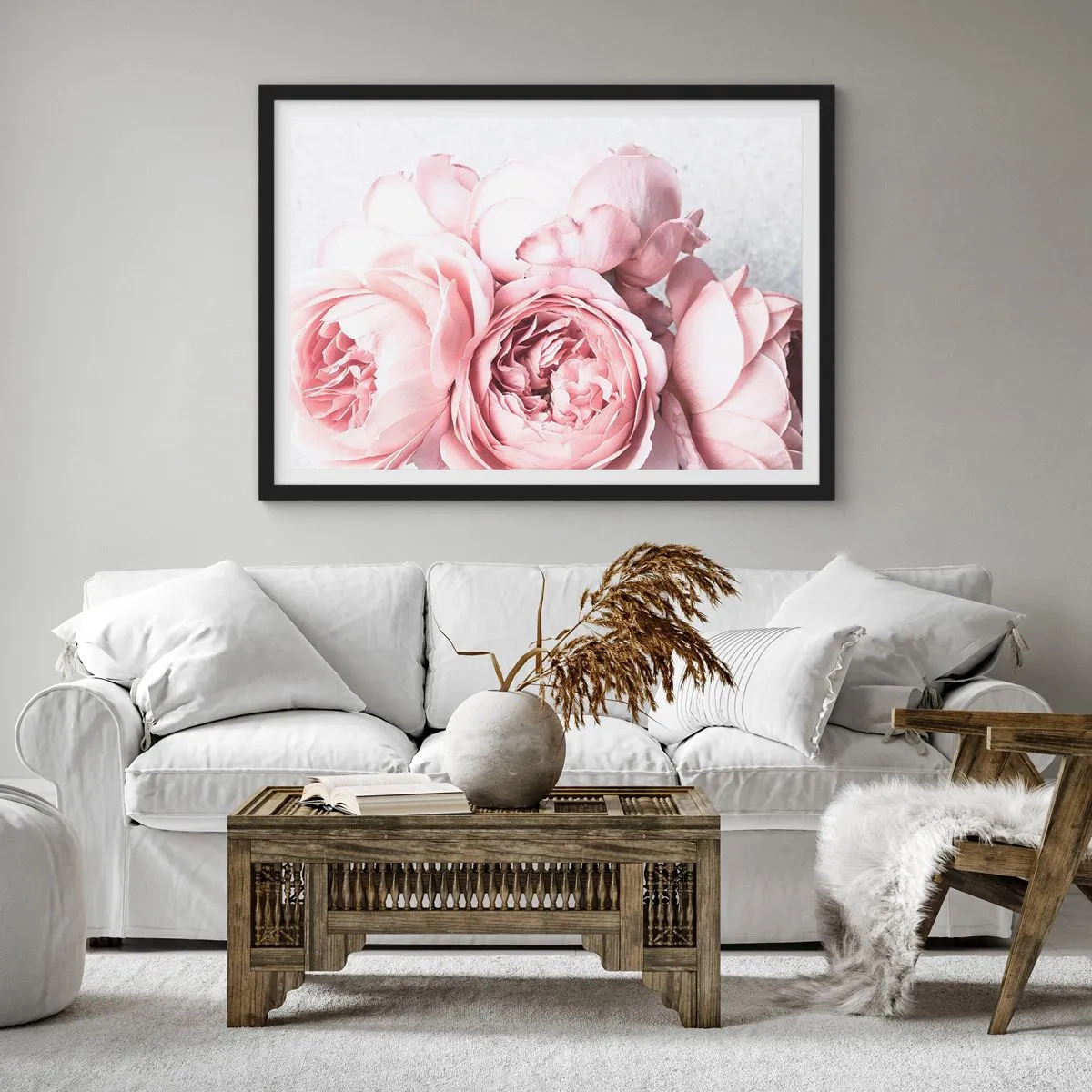 Affiche dans un cadre noir - Poster - Pivoines roses dans une lumière douce sur un fond clair - 100x70cm - Pour les romantiques - Décoration murale moderne pour le salon et la chambre ARTTOR