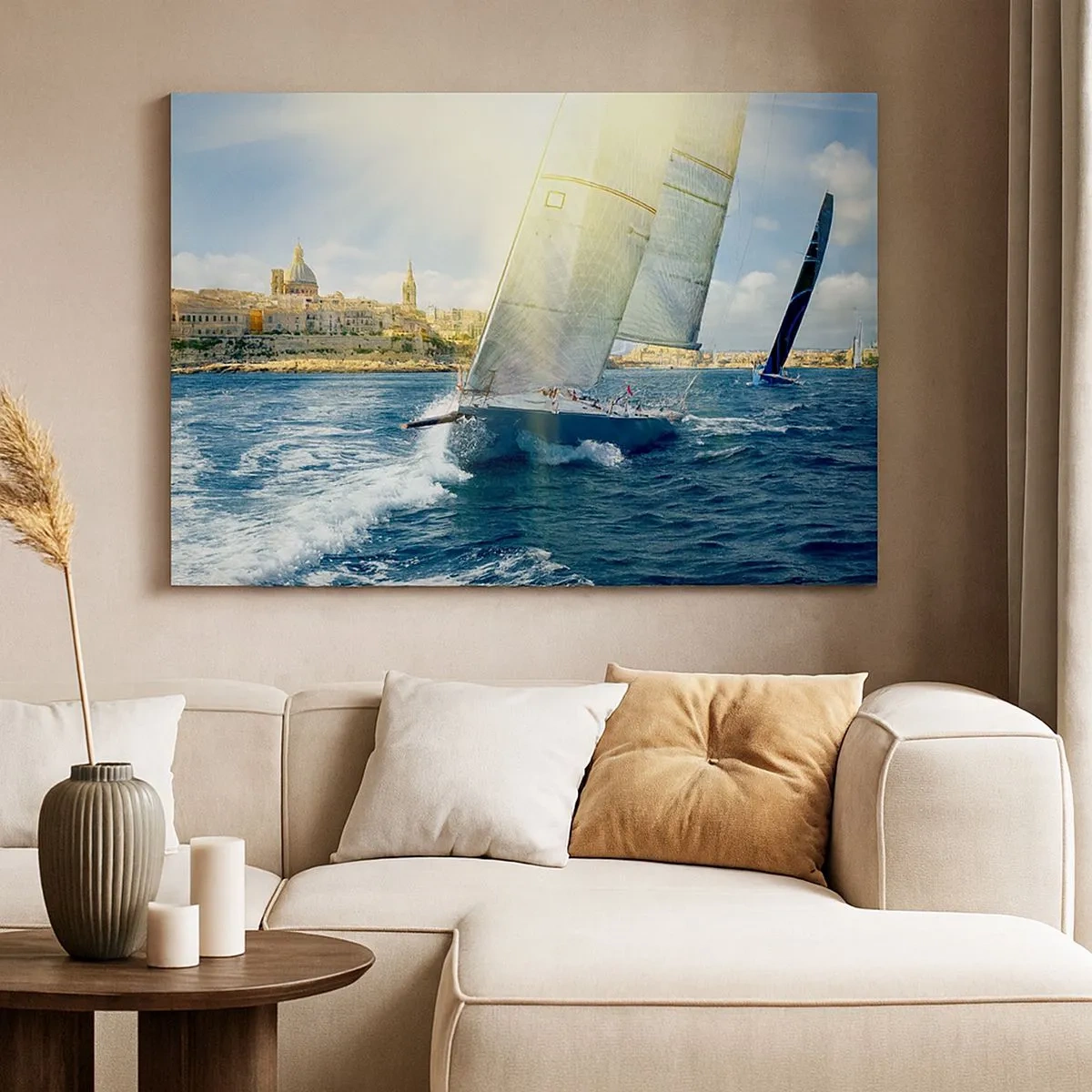 Impression sur toile - Image sur toile - Course de yachts sur fond de côte ensoleillée - 70x50cm - Il est temps de quitter la ville - Décoration murale moderne pour le salon et la chambre ARTTOR