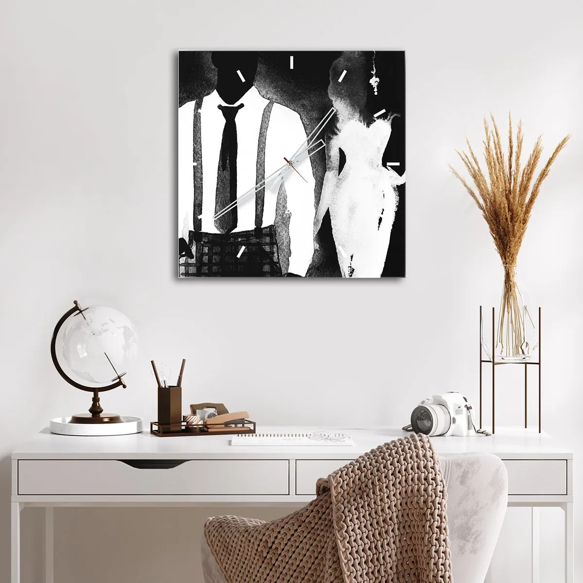 Horloge murale - Pendule murale - Ambiance noire - 30x30 cm