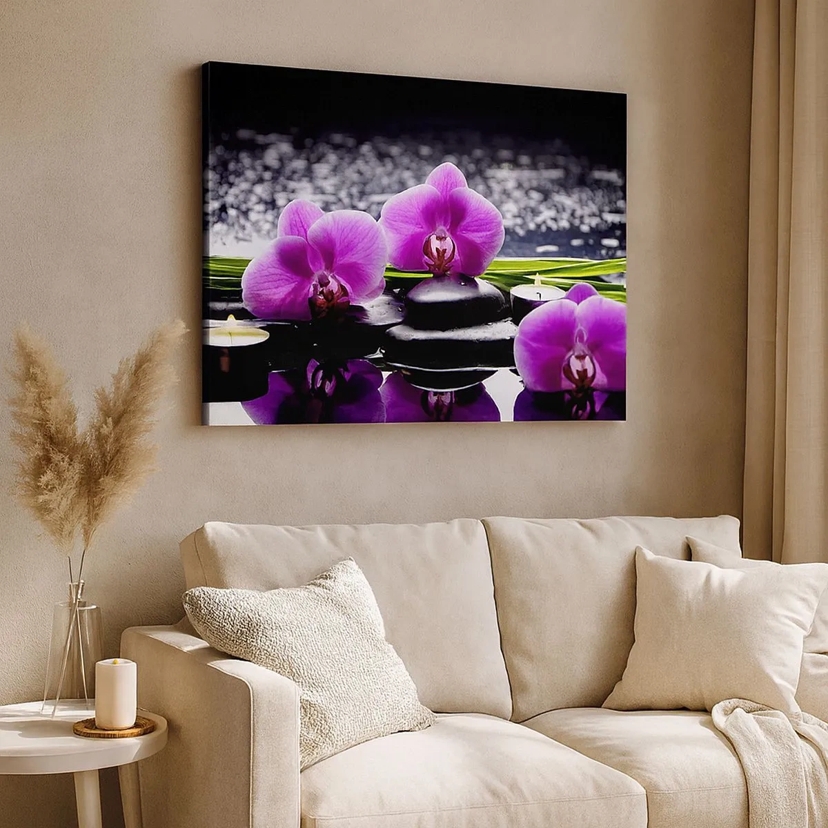Impression sur toile - Image sur toile - Orchidées violettes sur fond de pierres et de bougies dans un cadre relaxant - 70x50cm - Se noyer dans la paix et la tranquillité - Décoration murale moderne pour le salon et la chambre ARTTOR