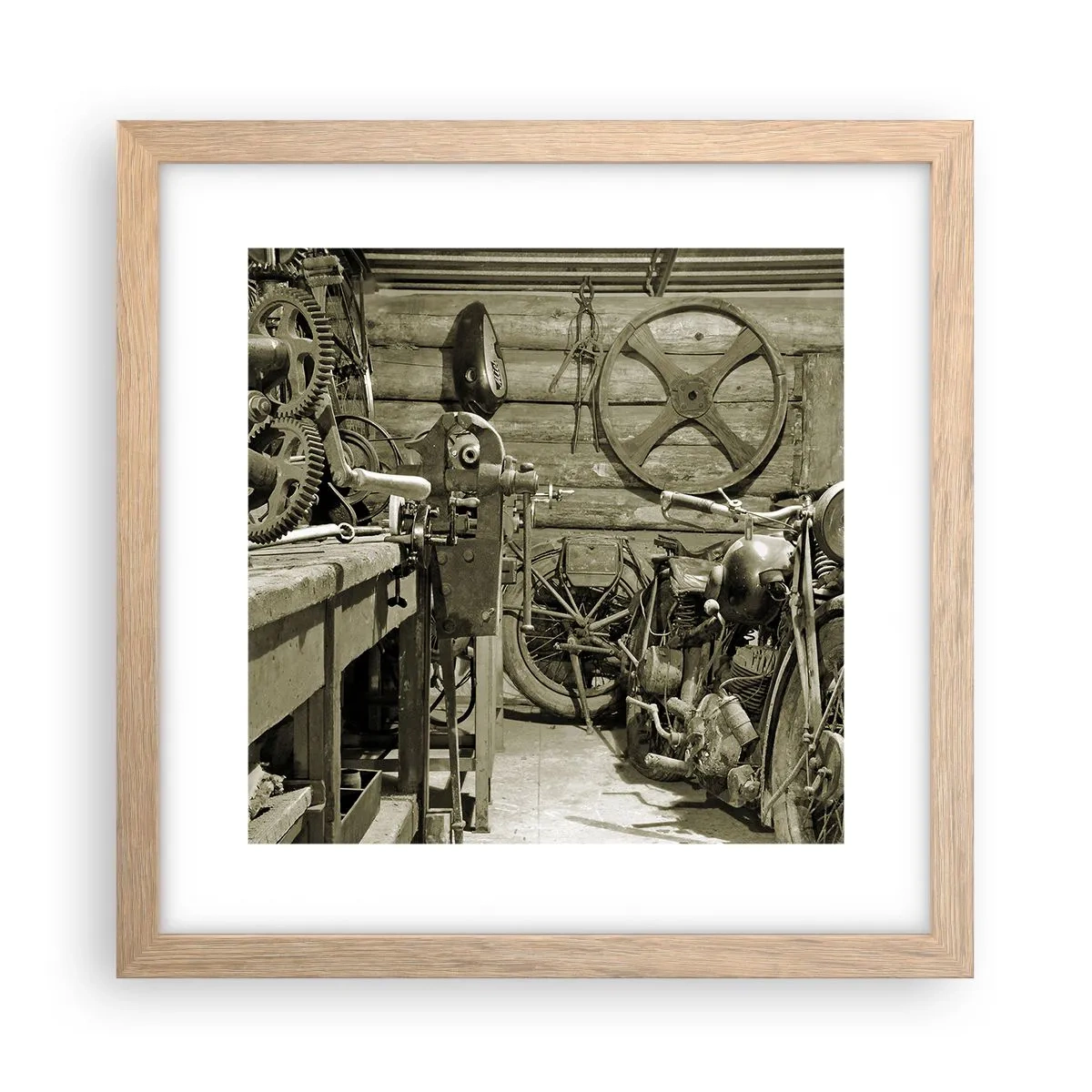 Affiche dans un chêne clair - Poster - Dans le hangar de l'oncle Władek - 30x30 cm