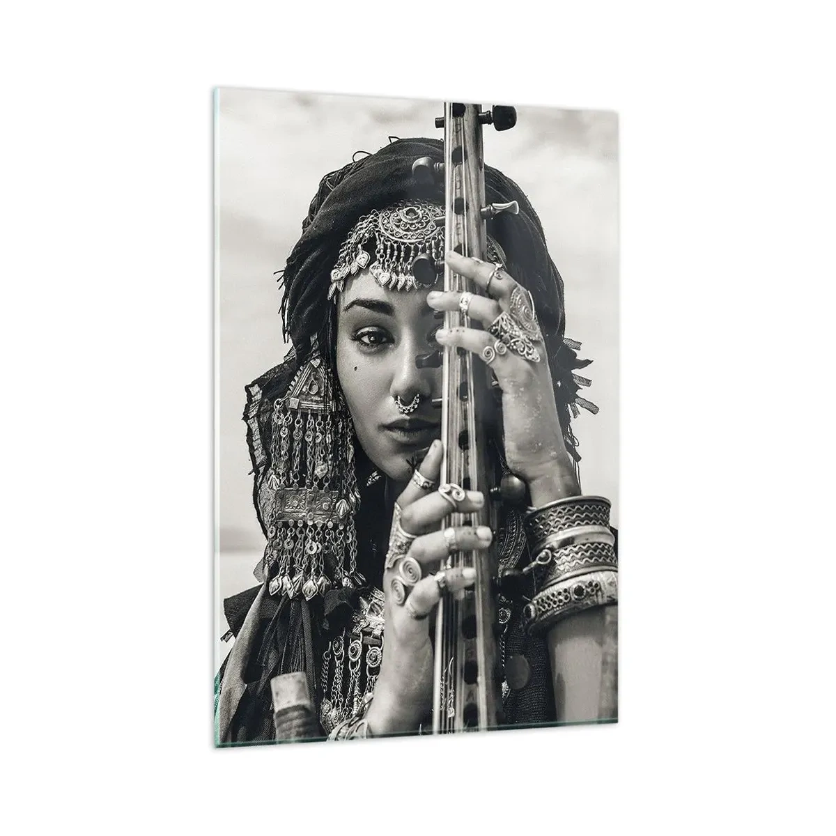 Impression sur verre - Image sur verre - Portrait d'une femme en bijoux ethniques tenant un instrument à la main - 80x120cm - Musique de l'Orient elle-même - Décoration murale moderne pour le salon et la chambre ARTTOR