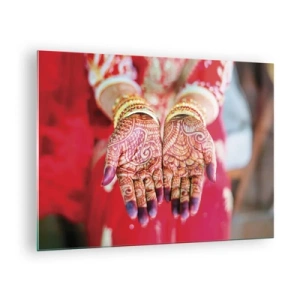 Impression sur verre - Image sur verre - Mains au henné en tenue traditionnelle sur fond rouge - 70x50cm - Prêt à saisir votre chance - Décoration murale moderne pour le salon et la chambre ARTTOR