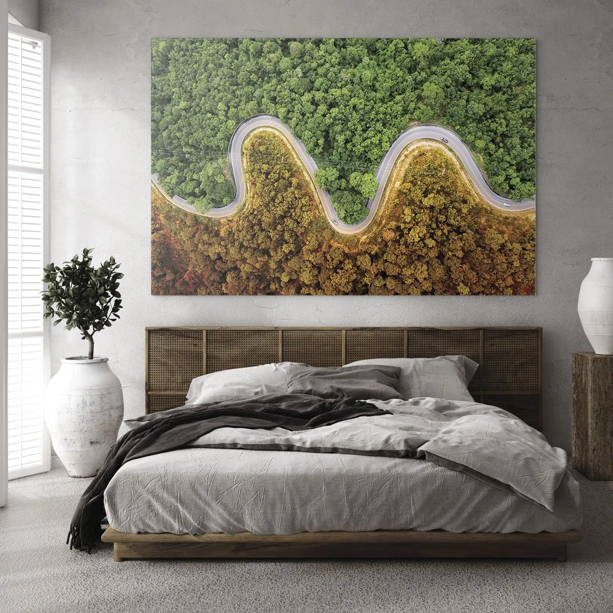 Impression sur verre - Image sur verre - Une route sinueuse à travers une forêt dense vue à vol d'oiseau - 120x80cm - Frontieres et differences - Décoration murale moderne pour le salon et la chambre ARTTOR