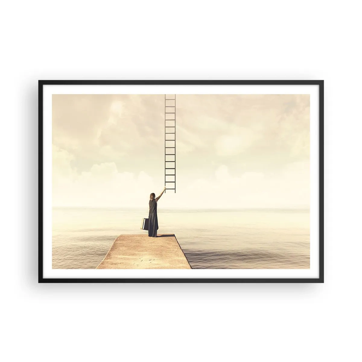 Affiche dans un cadre noir - Poster - Une femme debout sur une jetée avec une échelle menant au ciel - 100x70cm - Voyage magique - Décoration murale moderne pour le salon et la chambre ARTTOR