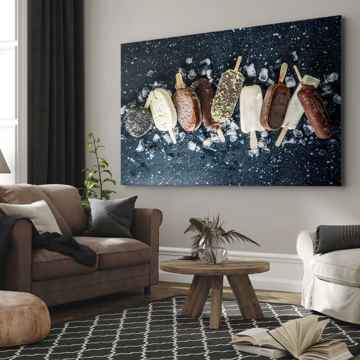 Impression sur toile - Image sur toile - Des glaces colorées disposées sur de la glace avec un fond sombre - 120x80cm - Le goût de l'été chaud - Décoration murale moderne pour le salon et la chambre ARTTOR