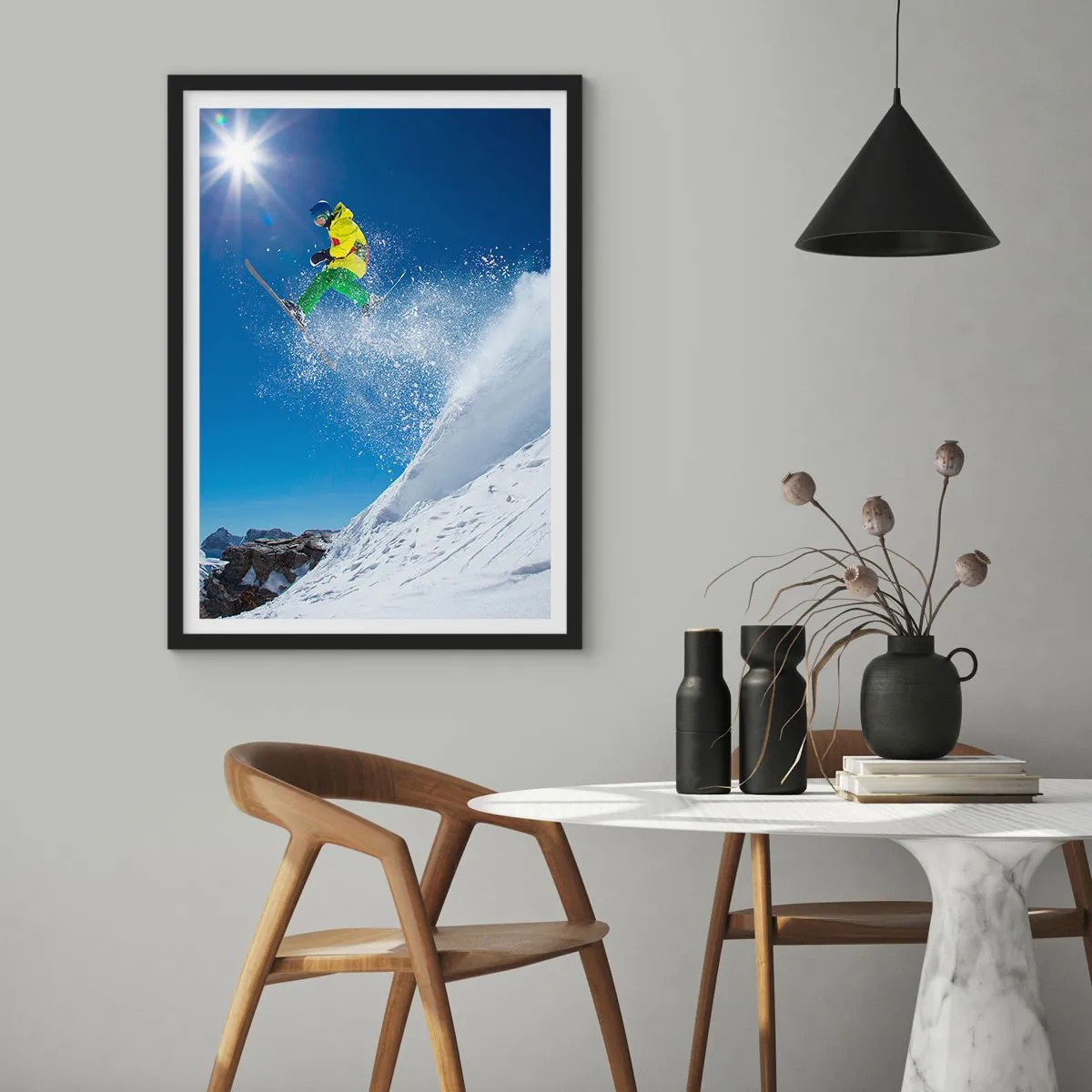 Affiche dans un cadre noir - Poster - Danse avec les montagnes - 70x100 cm