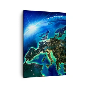 Impression sur toile - Image sur toile - Une vue d'Europe depuis l'espace à la lueur du soleil levant. - 50x70cm - Europe pétillante - Décoration murale moderne pour le salon et la chambre ARTTOR