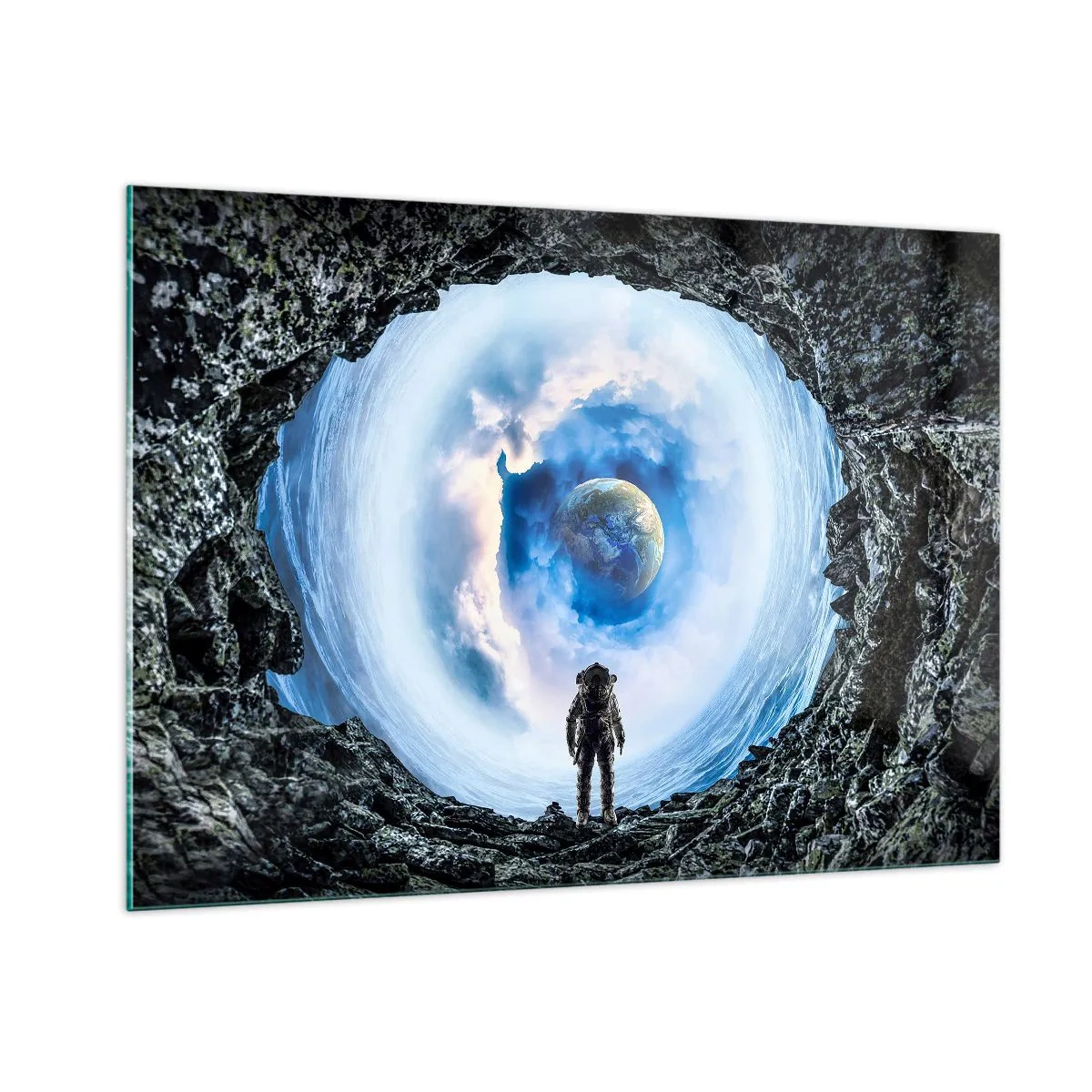Impression sur verre - Image sur verre - Un astronaute regardant la Terre depuis l'intérieur d'une grotte rocheuse. - 100x70cm - Plus très loin de la maison - Décoration murale moderne pour le salon et la chambre ARTTOR