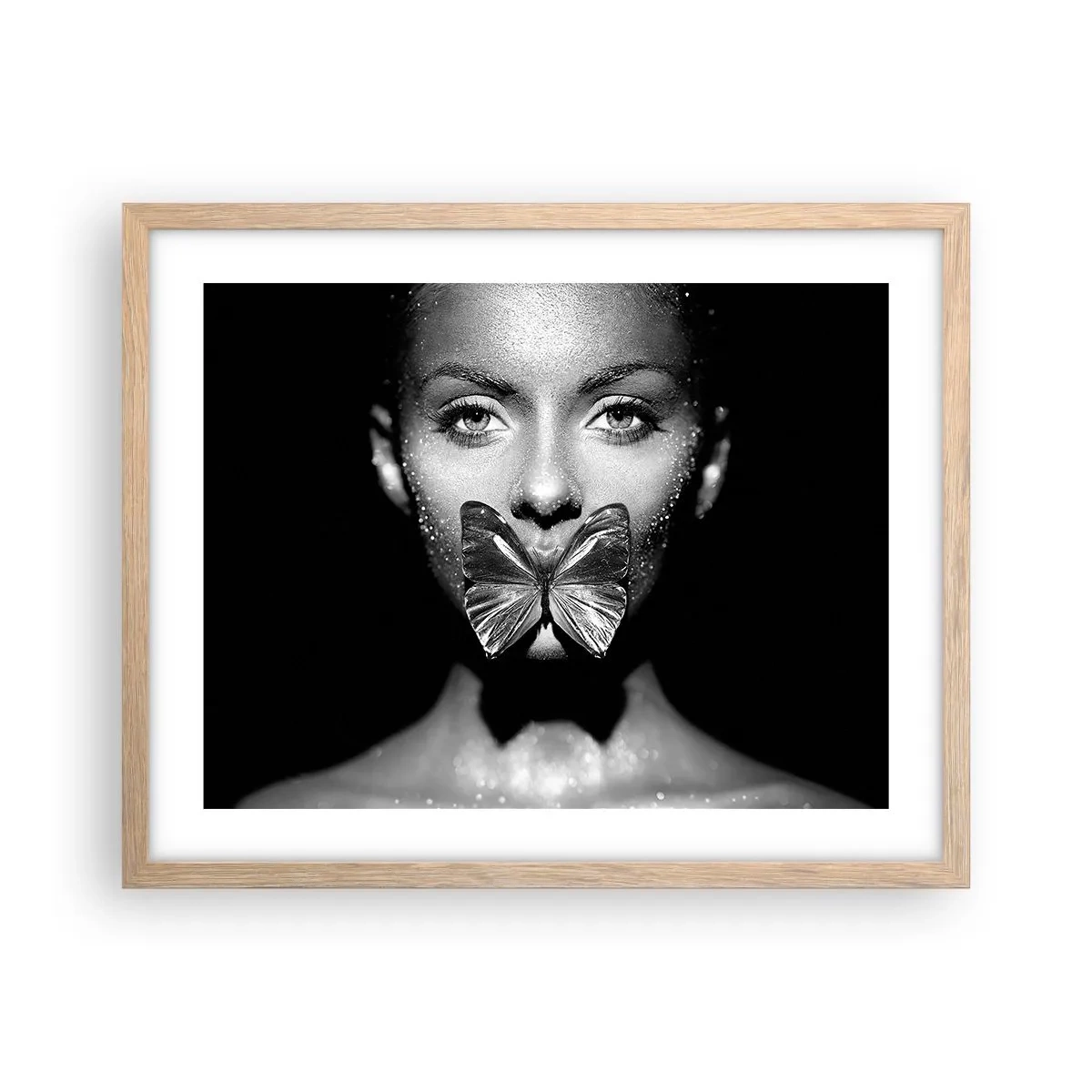 Affiche dans un chêne clair - Poster - Baiser papillon - 50x40 cm