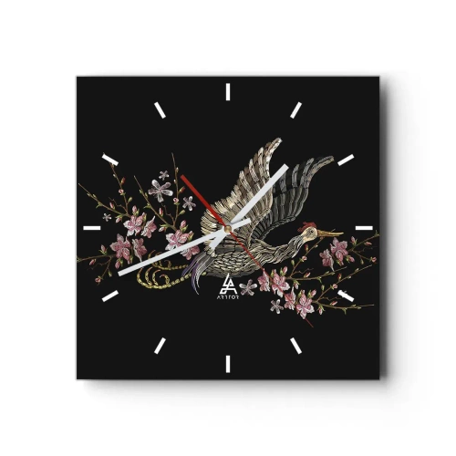 Horloge murale - Pendule murale - Un oiseau en vol avec des fleurs sur fond noir - 30x30cm - Oiseau brodé exotique - Décoration murale moderne pour le salon et la chambre ARTTOR