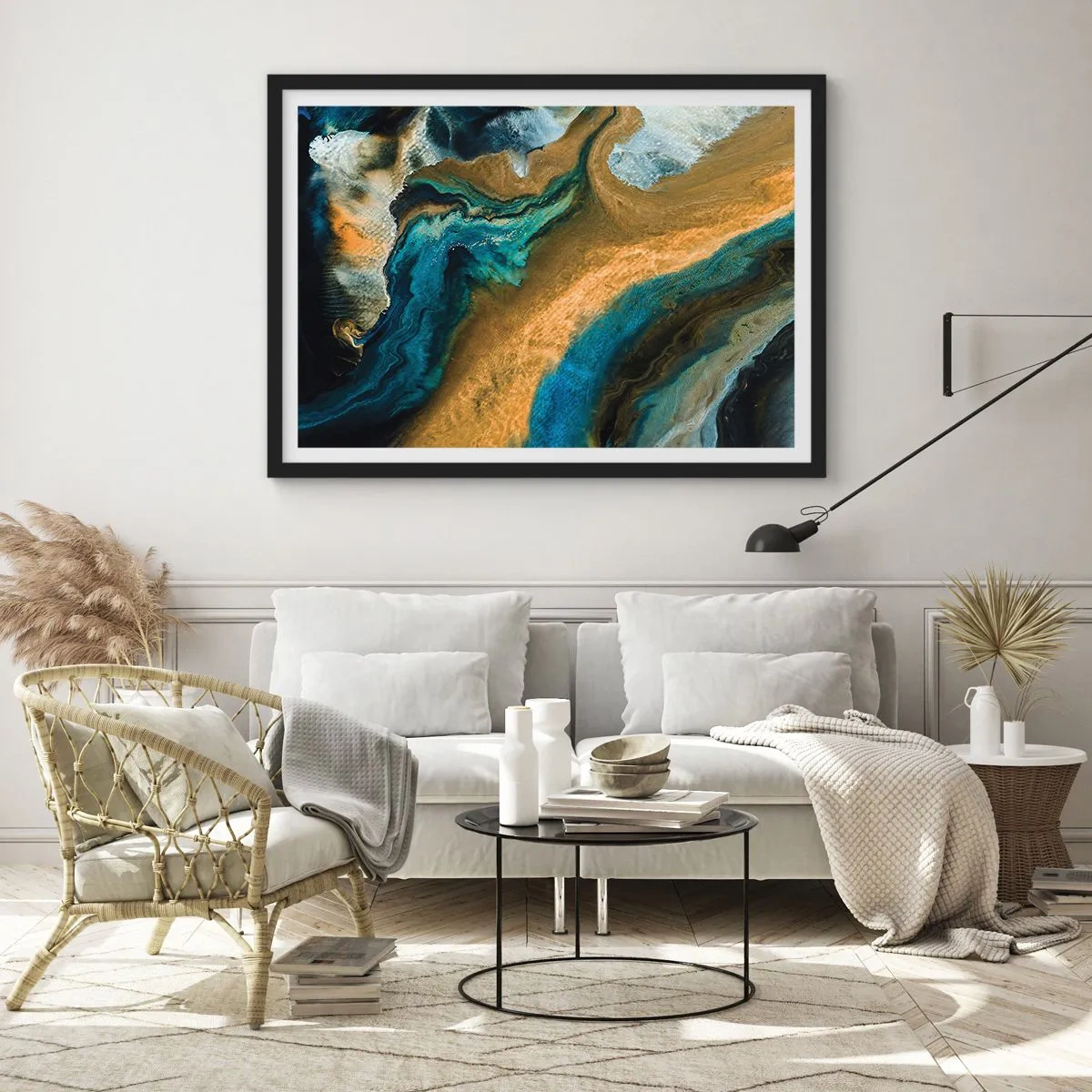 Affiche dans un cadre noir - Poster - Vagues abstraites dans des tons d'or et de bleu - 100x70cm - Bleu - jaune - influences mutuelles - Décoration murale moderne pour le salon et la chambre ARTTOR