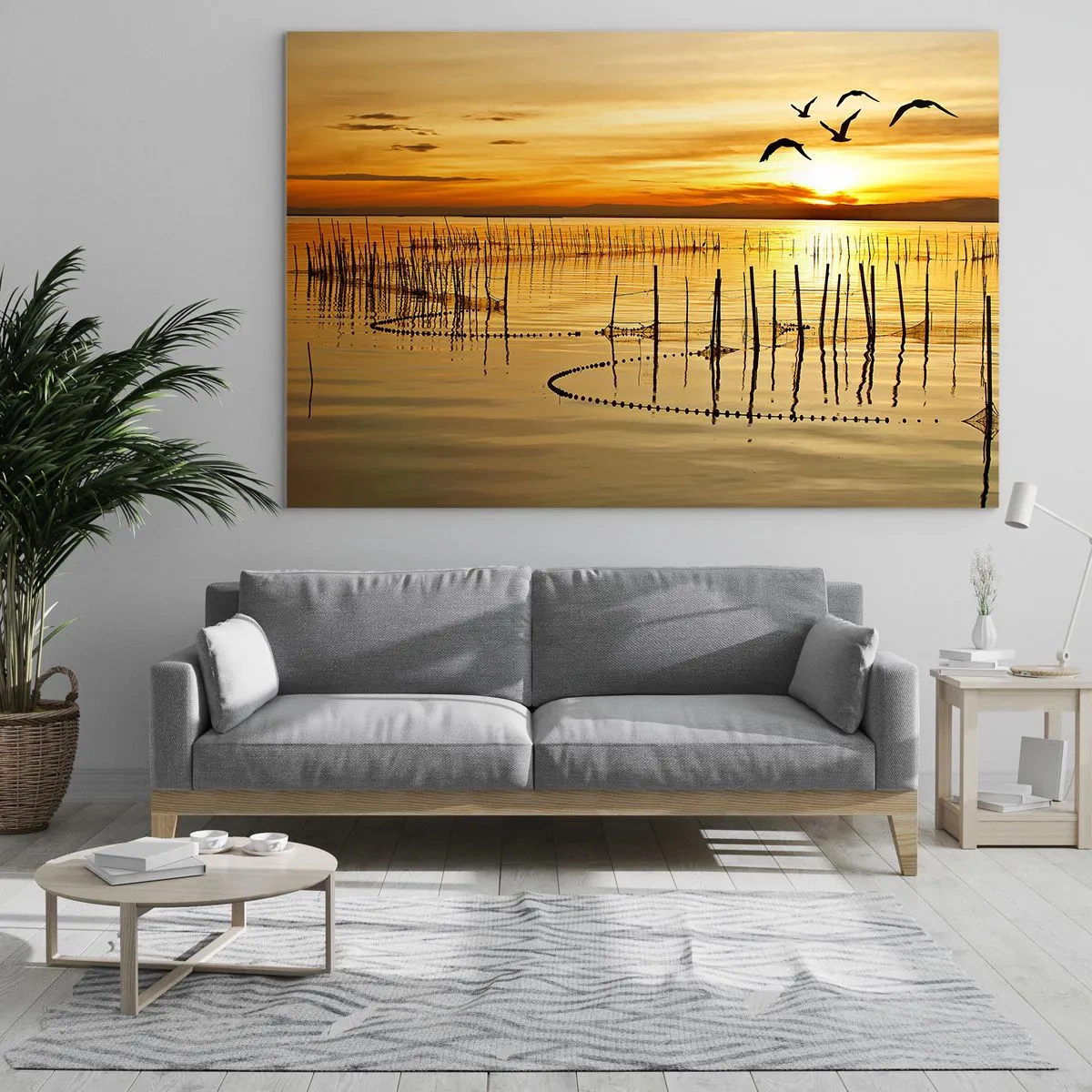 Impression sur verre - Image sur verre - Coucher de soleil sur un lac avec des oiseaux et des filets de pêche - 120x80cm - À la pêche - Décoration murale moderne pour le salon et la chambre ARTTOR