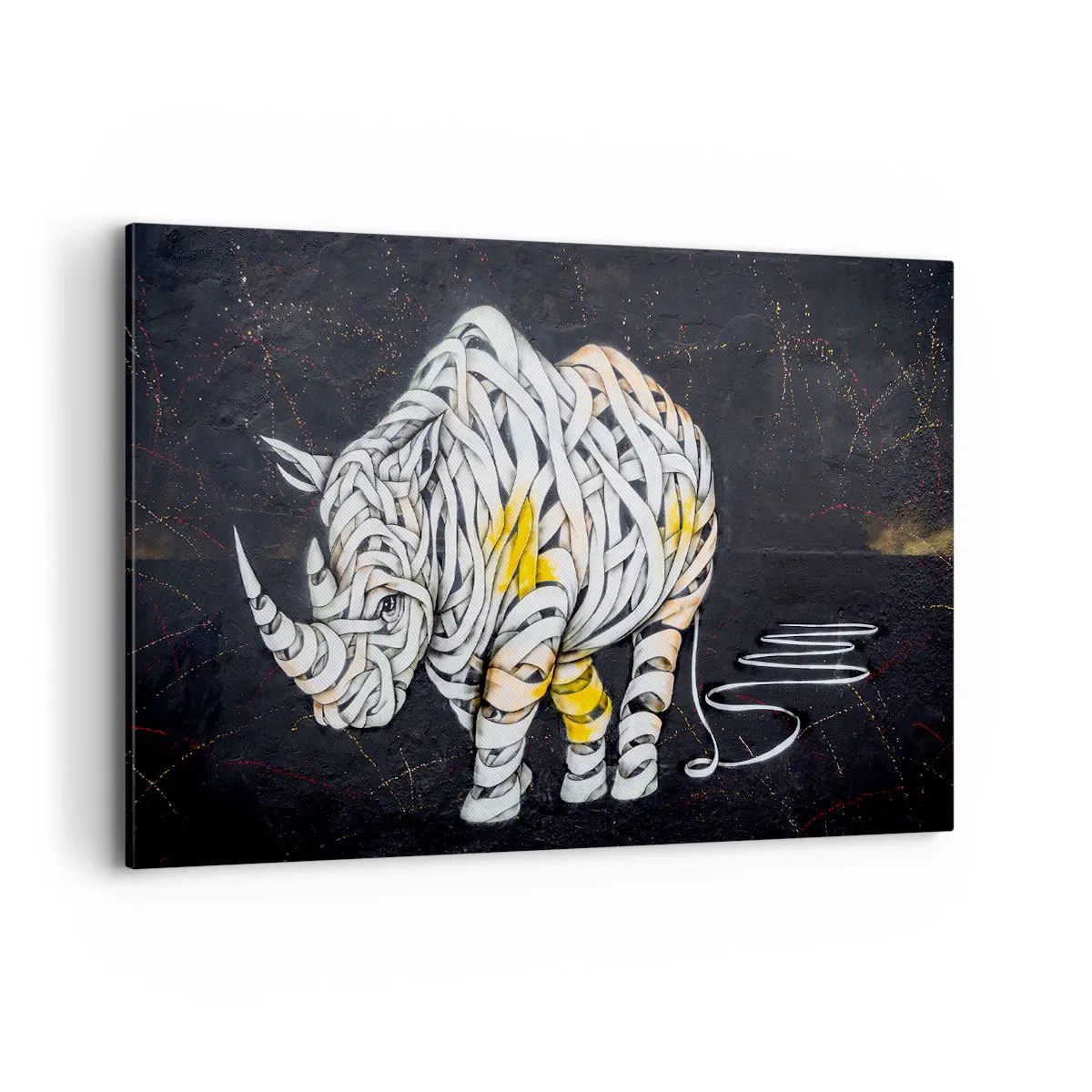 Impression sur toile - Image sur toile - Un rhinocéros sculpté avec des rayures abstraites sur un fond sombre. - 120x80cm - La peau épaisse est un mythe - Décoration murale moderne pour le salon et la chambre ARTTOR