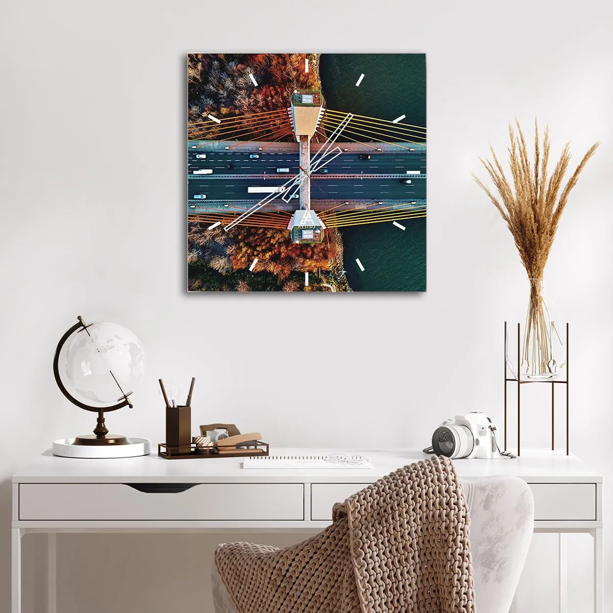 Horloge murale - Pendule murale - Au dessus de l'eau et de la forêt - 40x40 cm