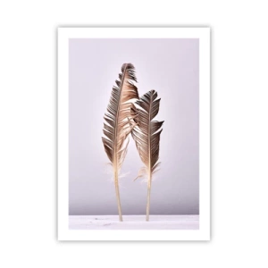 Affiche - Poster - Deux plumes brunes sur fond clair dans un style minimaliste - 50x70cm - Face au néant - Décoration murale moderne pour le salon et la chambre ARTTOR