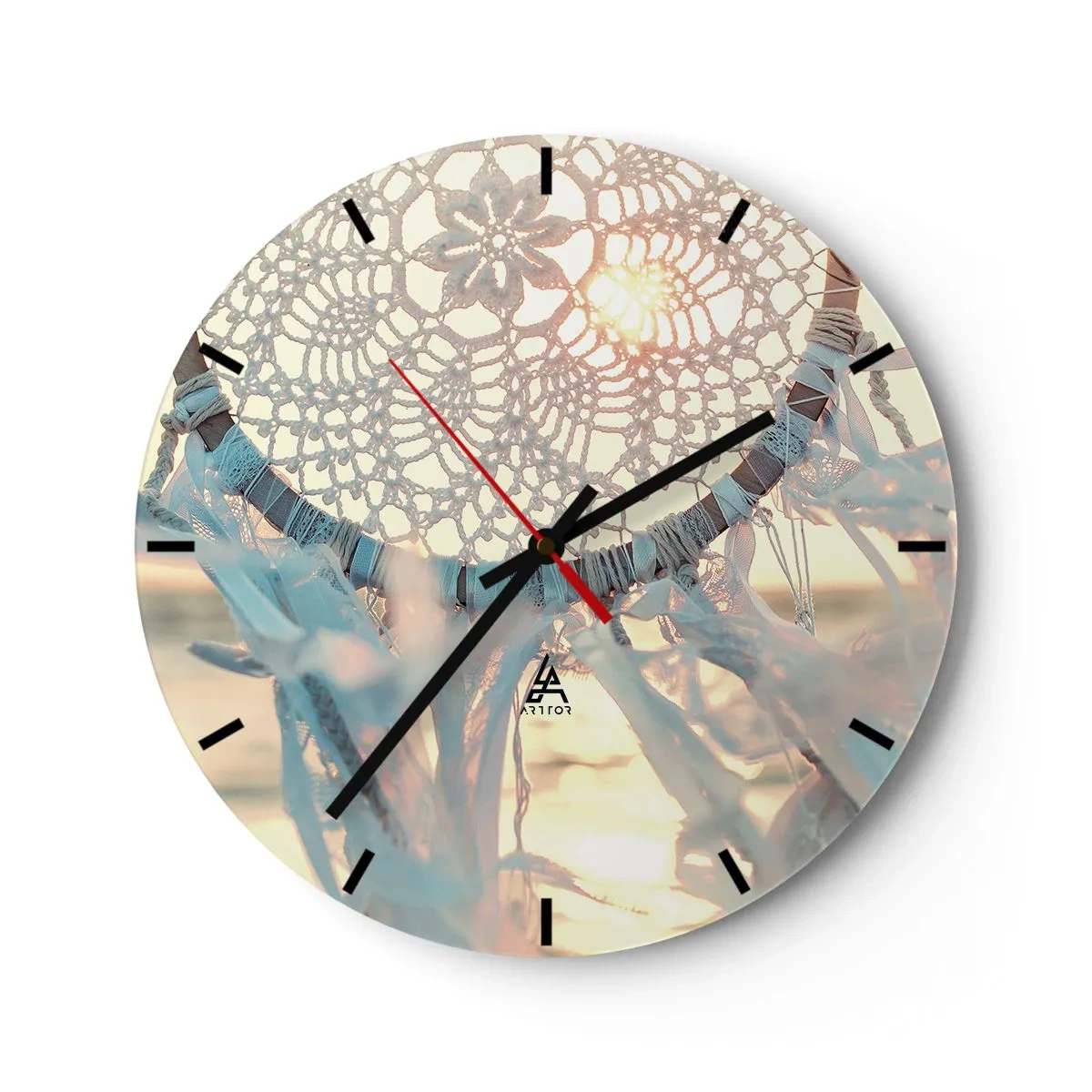 Horloge murale - Pendule murale - Attrape-rêves en dentelle avec des rubans dans les rayons du soleil couchant - 30x30cm - Totem en dentelle - Décoration murale moderne pour le salon, la cuisine et la chambre ARTTOR