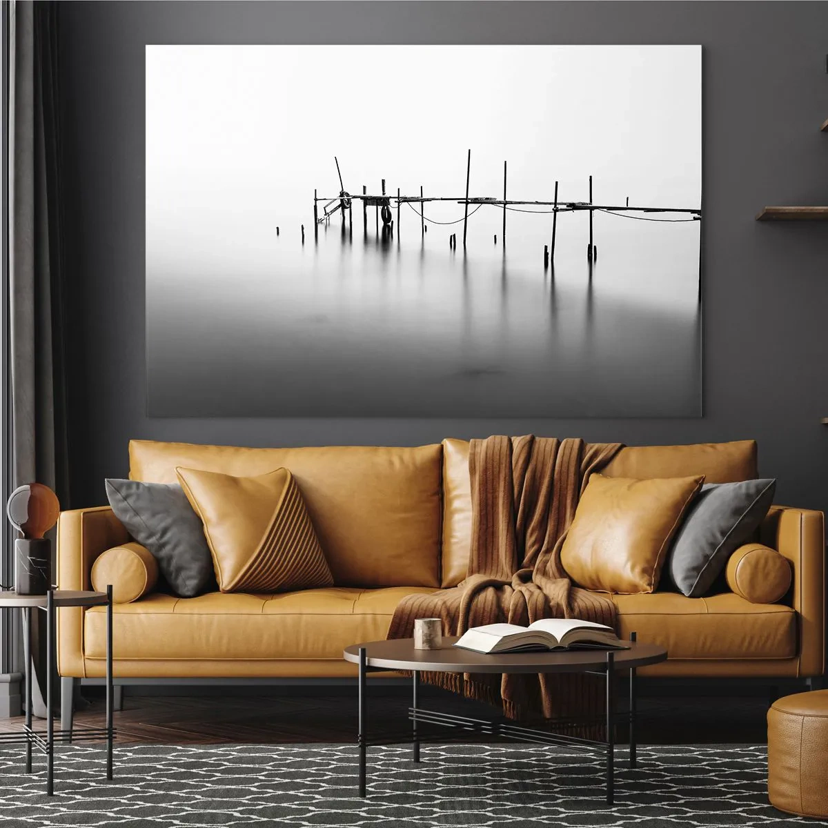 Impression sur verre - Image sur verre - Une jetée noire et blanche sur une surface d'eau calme - 120x80cm - Et s'il n'y avait pas de monde ? - Décoration murale moderne pour le salon et la chambre ARTTOR