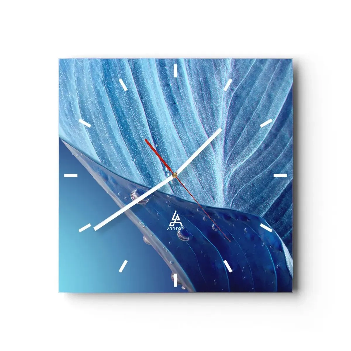 Horloge murale - Pendule murale - Une feuille bleue avec des gouttes d'eau visibles - 30x30cm - Gouttes cachées du bleu - Décoration murale moderne pour le salon et la chambre ARTTOR
