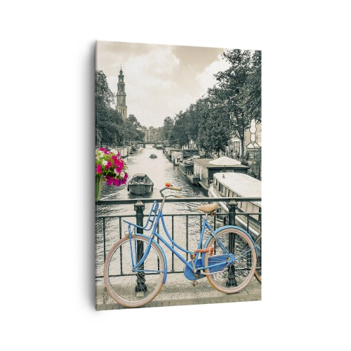 Impression sur toile - Image sur toile - Un pont avec des vélos et des fleurs sur un canal à Amsterdam - 70x100cm - Couleurs de rue d'Amsterdam - Décoration murale moderne pour le salon et la chambre ARTTOR