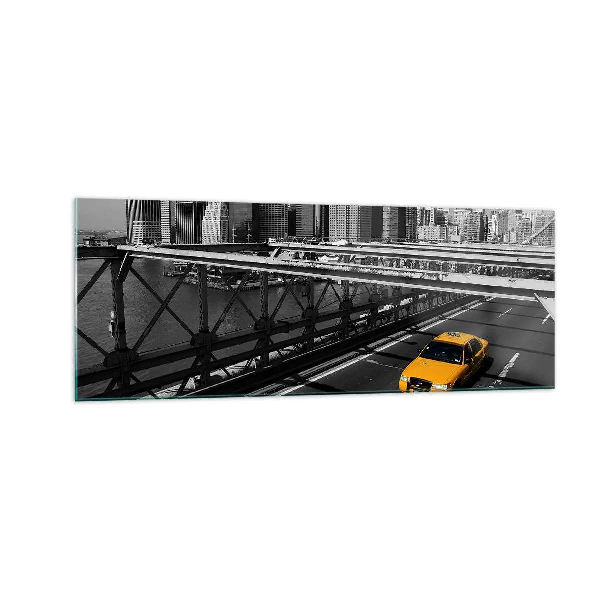 Impression sur verre - Image sur verre - Taxi jaune sur un pont avec vue sur les toits de New York - 140x50cm - Couleur de la grande ville - Décoration murale moderne pour le salon et la chambre ARTTOR