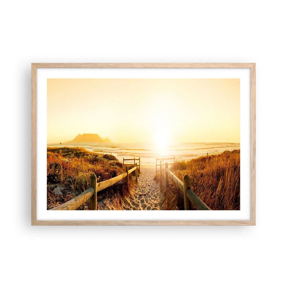 Affiche dans un chêne clair - Poster - A travers la dune, vers le soleil - 70x50 cm