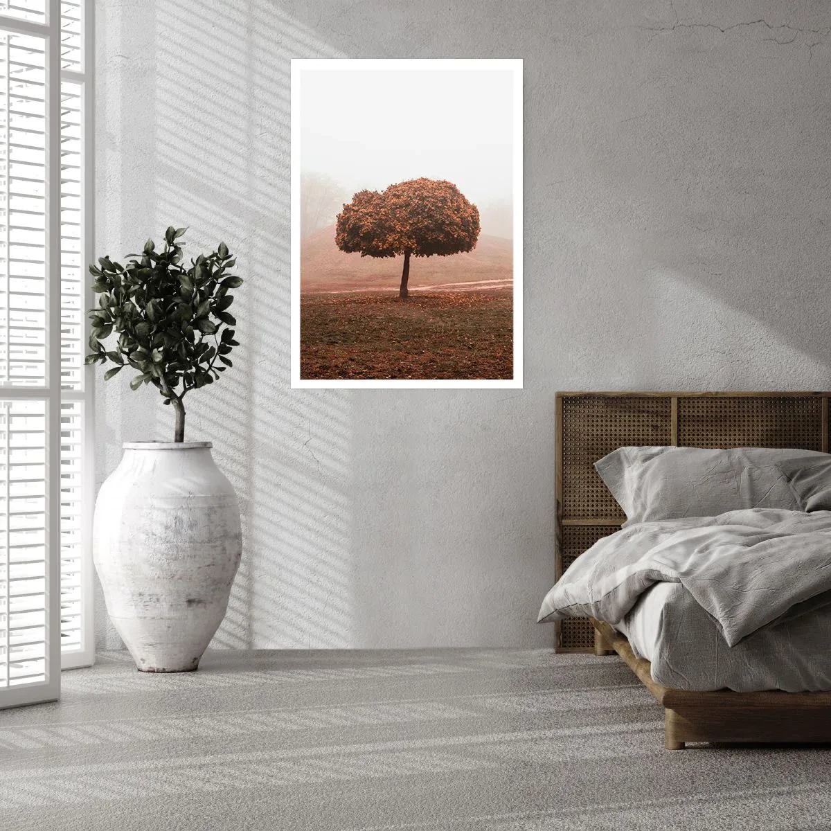 Affiche - Poster - Un arbre solitaire dans le brouillard d'automne - 50x70cm - Après un été chargé - Décoration murale moderne pour le salon et la chambre ARTTOR
