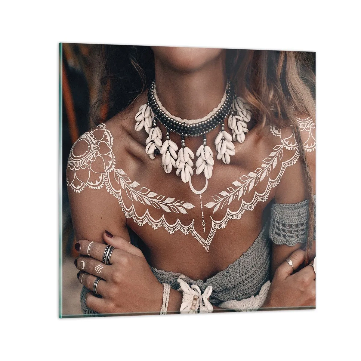 Impression sur verre - Image sur verre - Talismans, rituels de la féminité - 70x70 cm