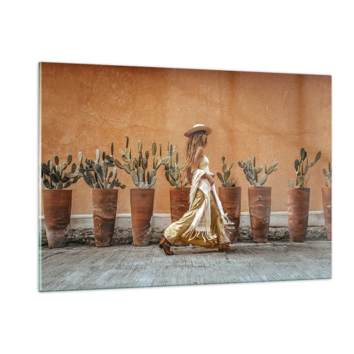 Impression sur verre - Image sur verre - Une femme de style bohème marchant devant des pots de cactus. - 120x80cm - Style hippie - Décoration murale moderne pour le salon et la chambre ARTTOR