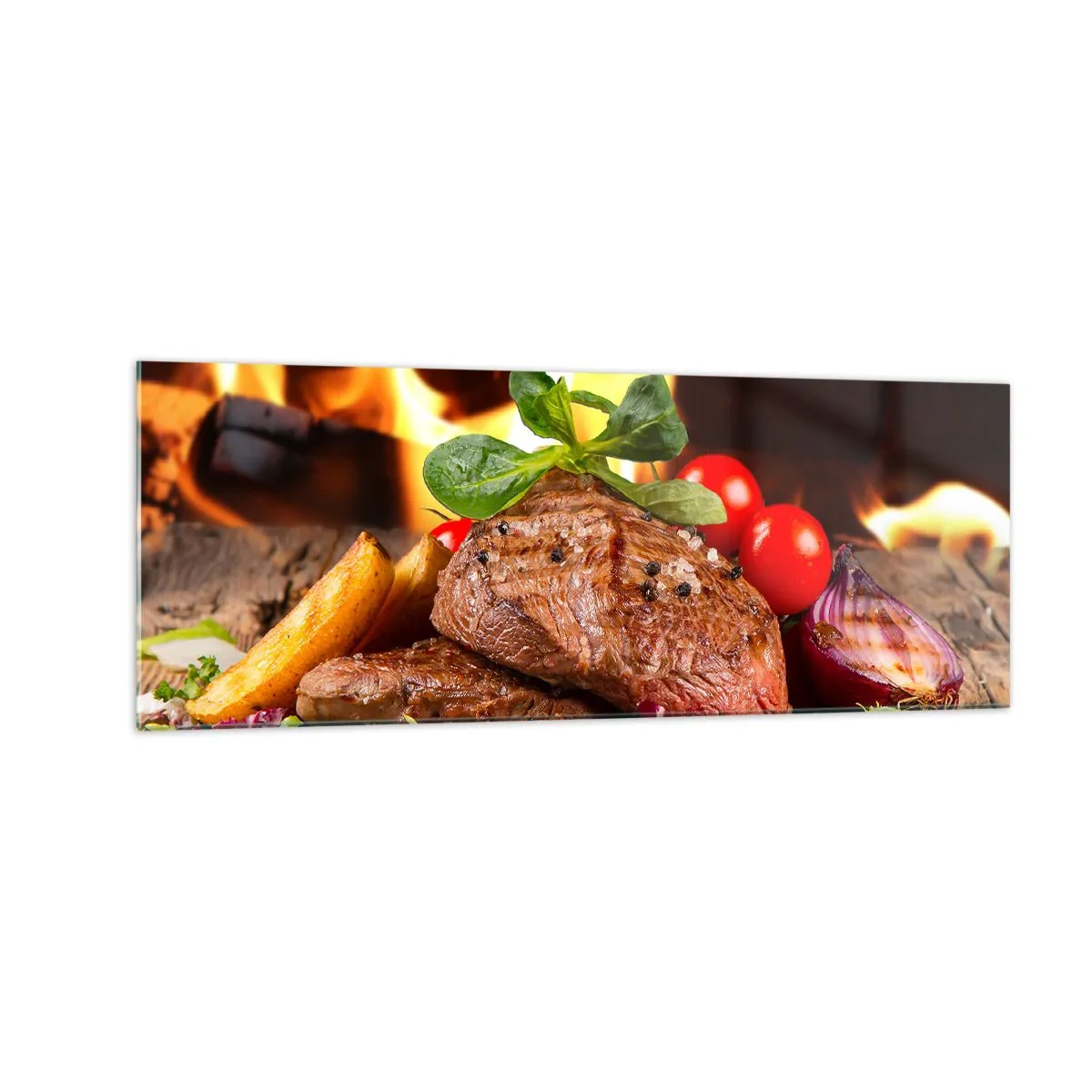 Impression sur verre - Image sur verre - Steak grillé avec accompagnements sur fond de flammes - 140x50cm - Ensorcelé par la braise - Décoration murale moderne pour le salon et la chambre ARTTOR