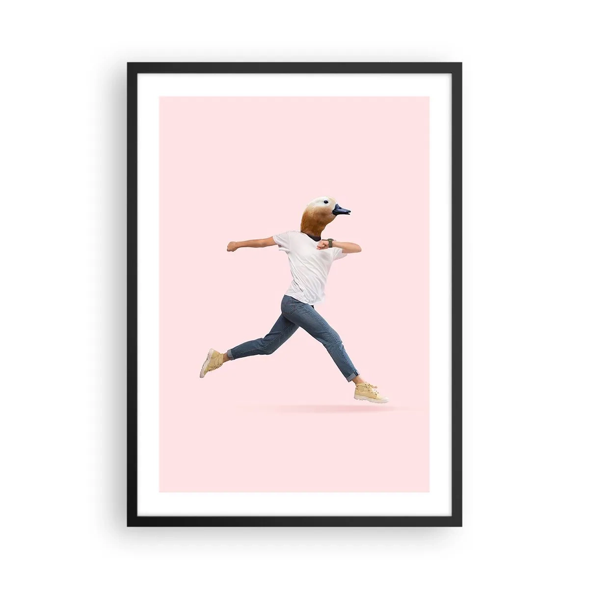 Affiche dans un cadre noir - Poster - Une silhouette en train de courir avec une tête d'oiseau sur un fond rose - 50x70cm - Une pincée d'absurdité - Décoration murale moderne pour le salon et la chambre ARTTOR