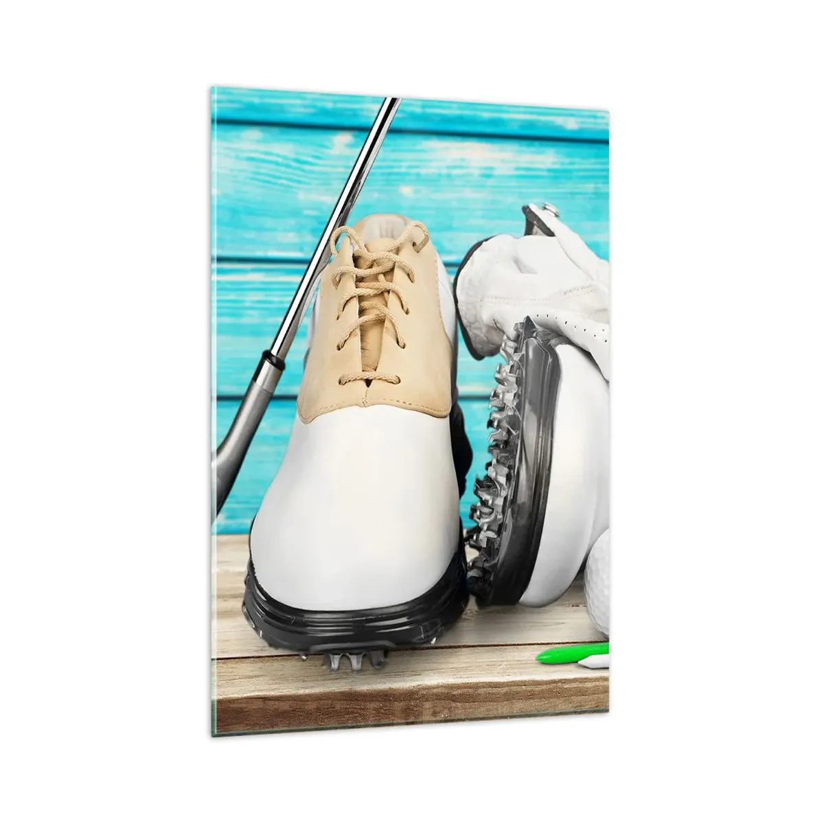 Impression sur verre - Image sur verre - Un ensemble d'accessoires de golf sur un fond en bois - 80x120cm - Tout est prêt - Décoration murale moderne pour le salon et la chambre ARTTOR