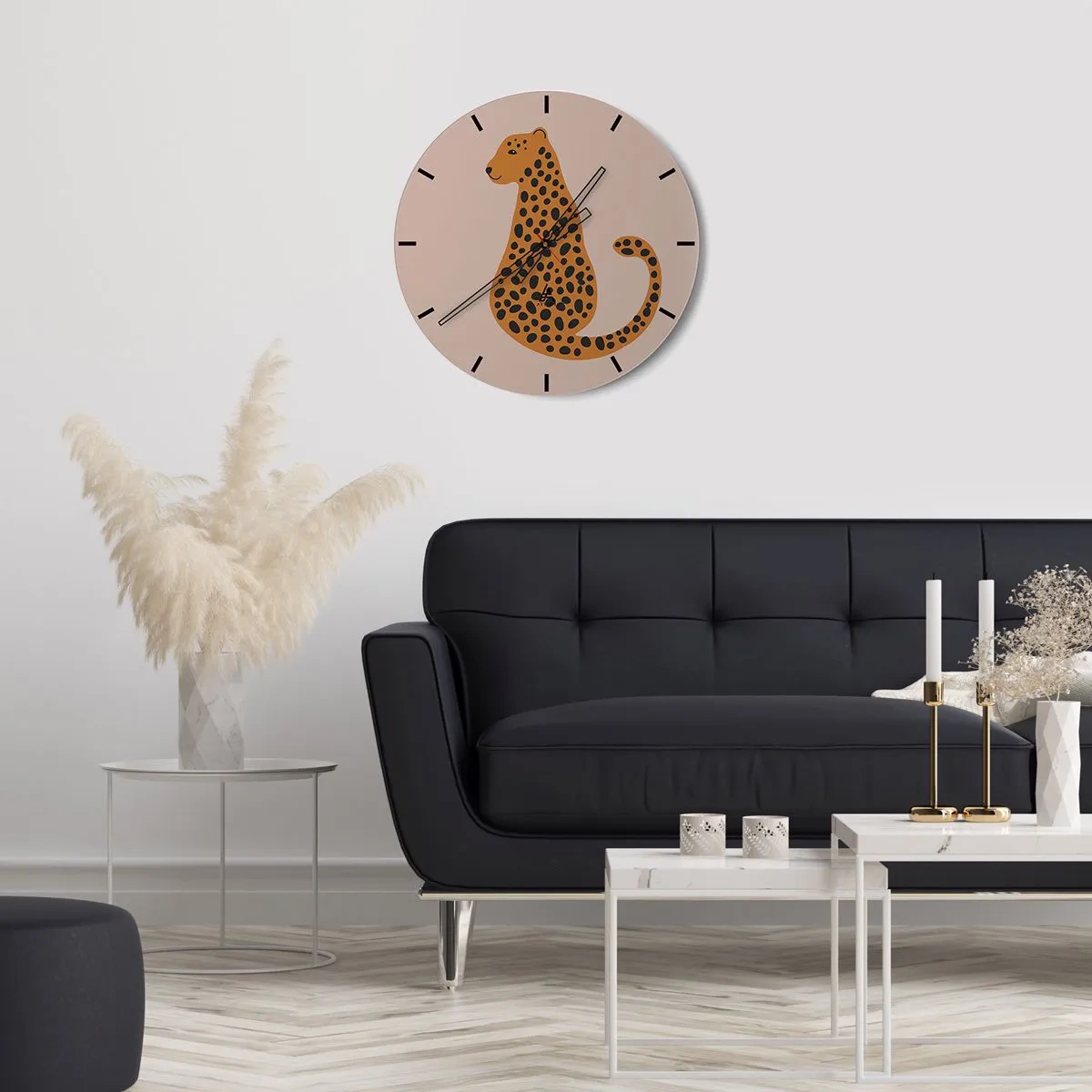 Horloge murale - Pendule murale - Panthère stylisée sur fond beige - 30x30cm - La panthère est un motif à la mode - Décoration murale moderne pour le salon, la cuisine et la chambre ARTTOR