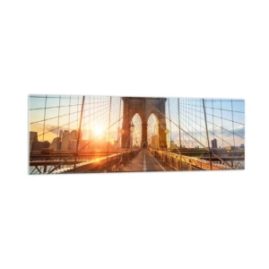 Impression sur verre - Image sur verre - Le pont à la lumière du soleil couchant avec vue sur la ville - 160x50cm - Sur le pont d'or - Décoration murale moderne pour le salon et la chambre ARTTOR