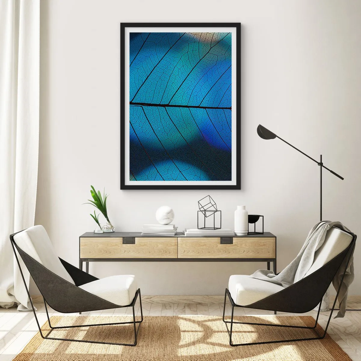 Affiche dans un cadre noir - Poster - Gros plan d'une feuille bleue avec des nervures proéminentes - 50x70cm - Construction complexe - Décoration murale moderne pour le salon et la chambre ARTTOR