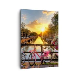 Impression sur toile - Image sur toile - Des vélos sur un pont à la lueur du soleil couchant - 50x70cm - Matin de printemps à Amsterdam - Décoration murale moderne pour le salon et la chambre ARTTOR
