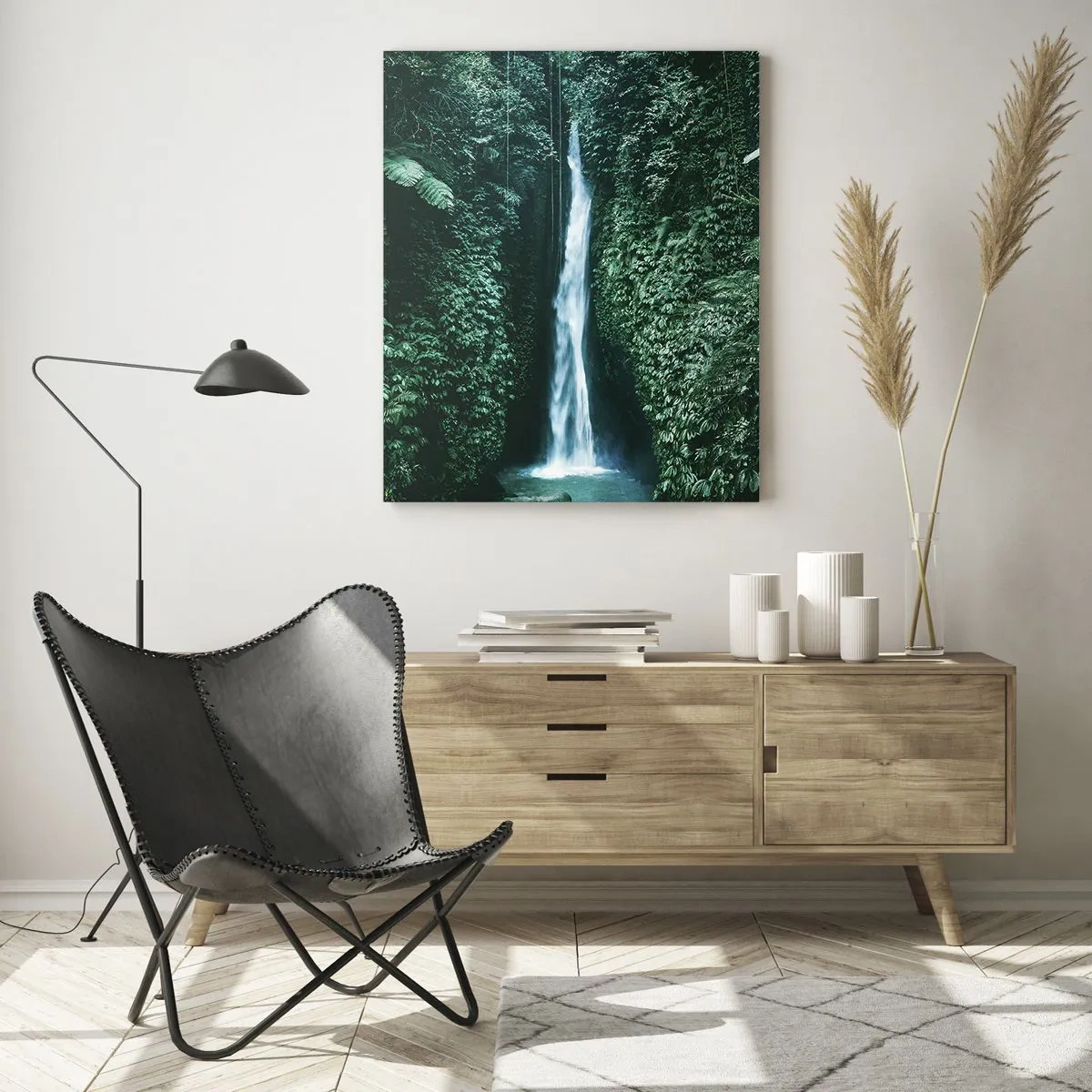 Impression sur verre - Image sur verre - Une cascade entourée d'une végétation tropicale dense - 70x100cm - Fontaine tropicale - Décoration murale moderne pour le salon et la chambre ARTTOR