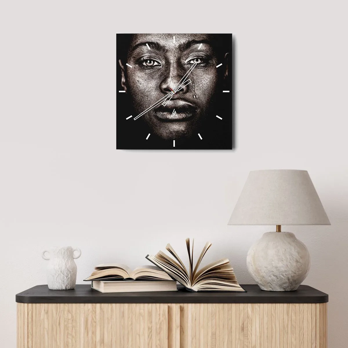 Horloge murale - Pendule murale - Une larme - 40x40 cm