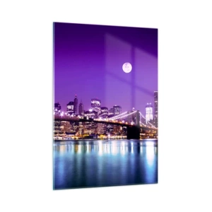 Impression sur verre - Image sur verre - Le pont de Brooklyn et Manhattan la nuit dans des tons violets - 50x70cm - Lumières de grande ville en violet - Décoration murale moderne pour le salon et la chambre ARTTOR