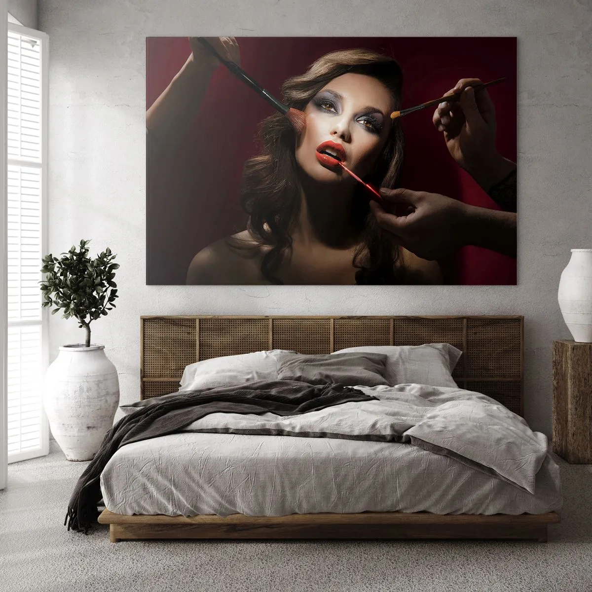 Impression sur verre - Image sur verre - Femme se maquillant sur un fond sombre - 120x80cm - Belle rêveuse - Décoration murale moderne pour le salon et la chambre ARTTOR