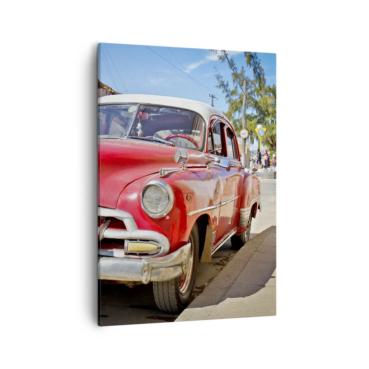 Impression sur toile - Image sur toile - Une voiture classique rouge garée dans la rue par une journée ensoleillée - 50x70cm - Seulement à Cuba - Décoration murale moderne pour le salon et la chambre ARTTOR