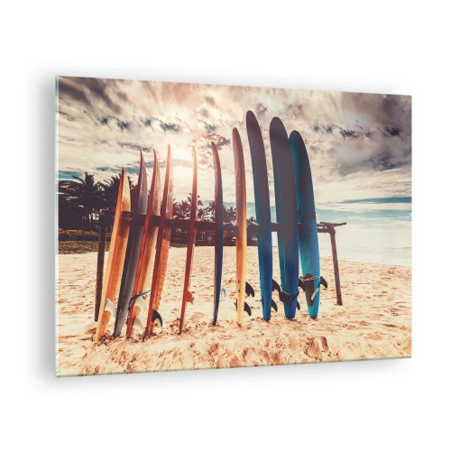 Impression sur verre - Image sur verre - Planches de surf colorées alignées sur la plage au coucher du soleil - 70x50cm - Bonne nuit, à demain - Décoration murale moderne pour le salon et la chambre ARTTOR