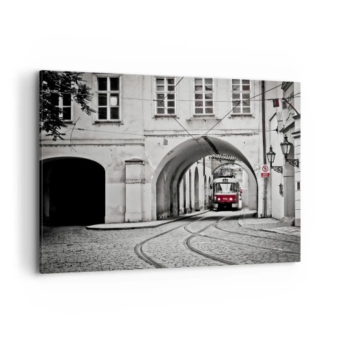 Impression sur toile - Image sur toile - Un tramway noir et blanc dans une rue historique de la ville - 100x70cm - Dans le labyrinthe de la ville - Décoration murale moderne pour le salon et la chambre ARTTOR