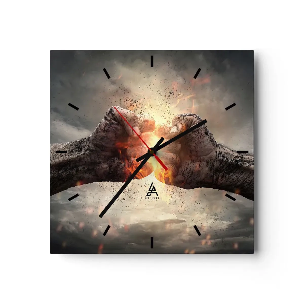 Horloge murale - Pendule murale - Poings serrés dans une scène d'incendie dynamique - 30x30cm - Lève-toi pour le combat - Décoration murale moderne pour le salon et la chambre ARTTOR